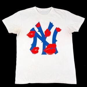 La Ropa New York Is Kissing Me Mens Tee T Shirt size Large L White B9